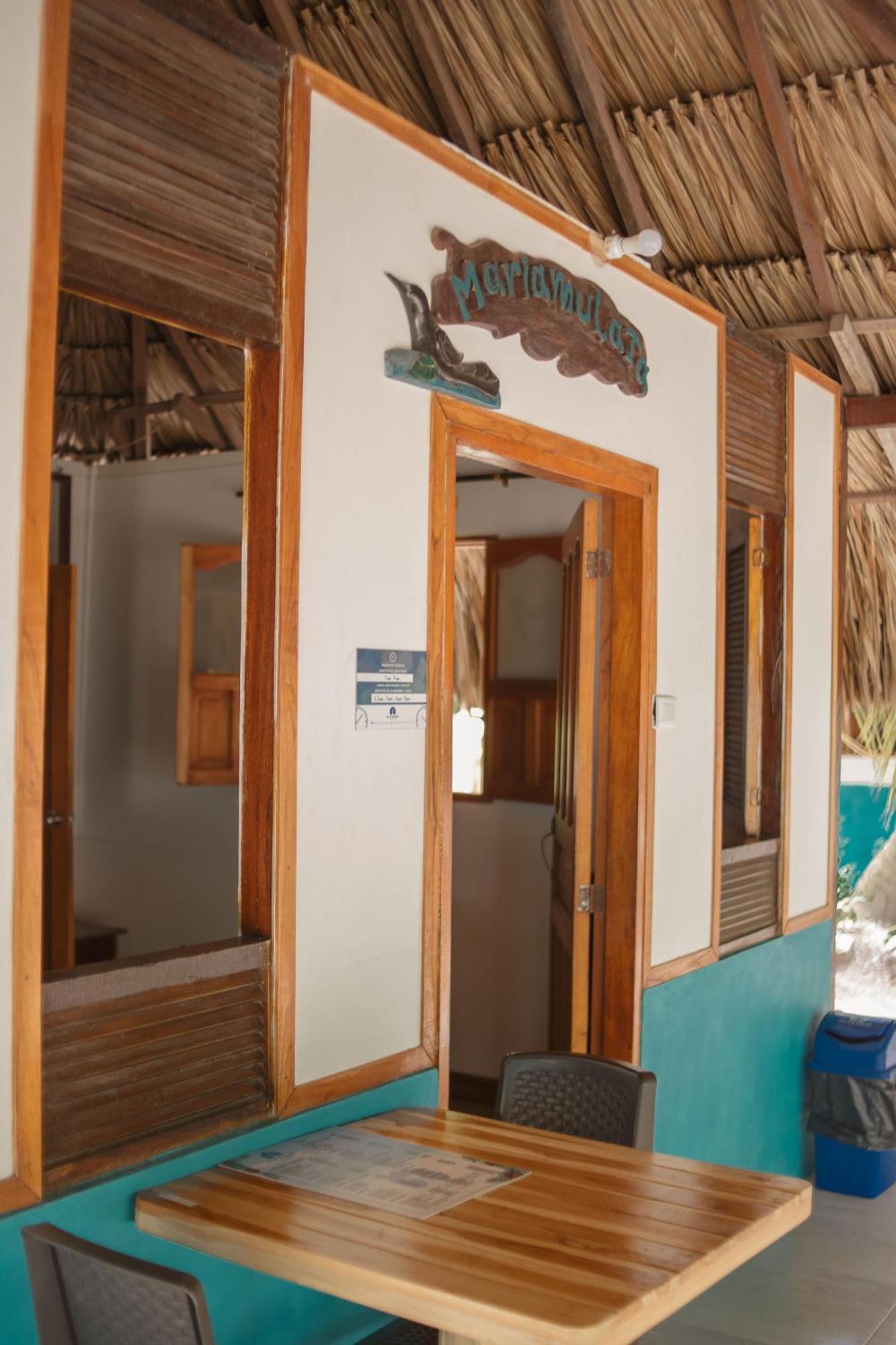 Isla Grande Eco-Hostal Exterior photo